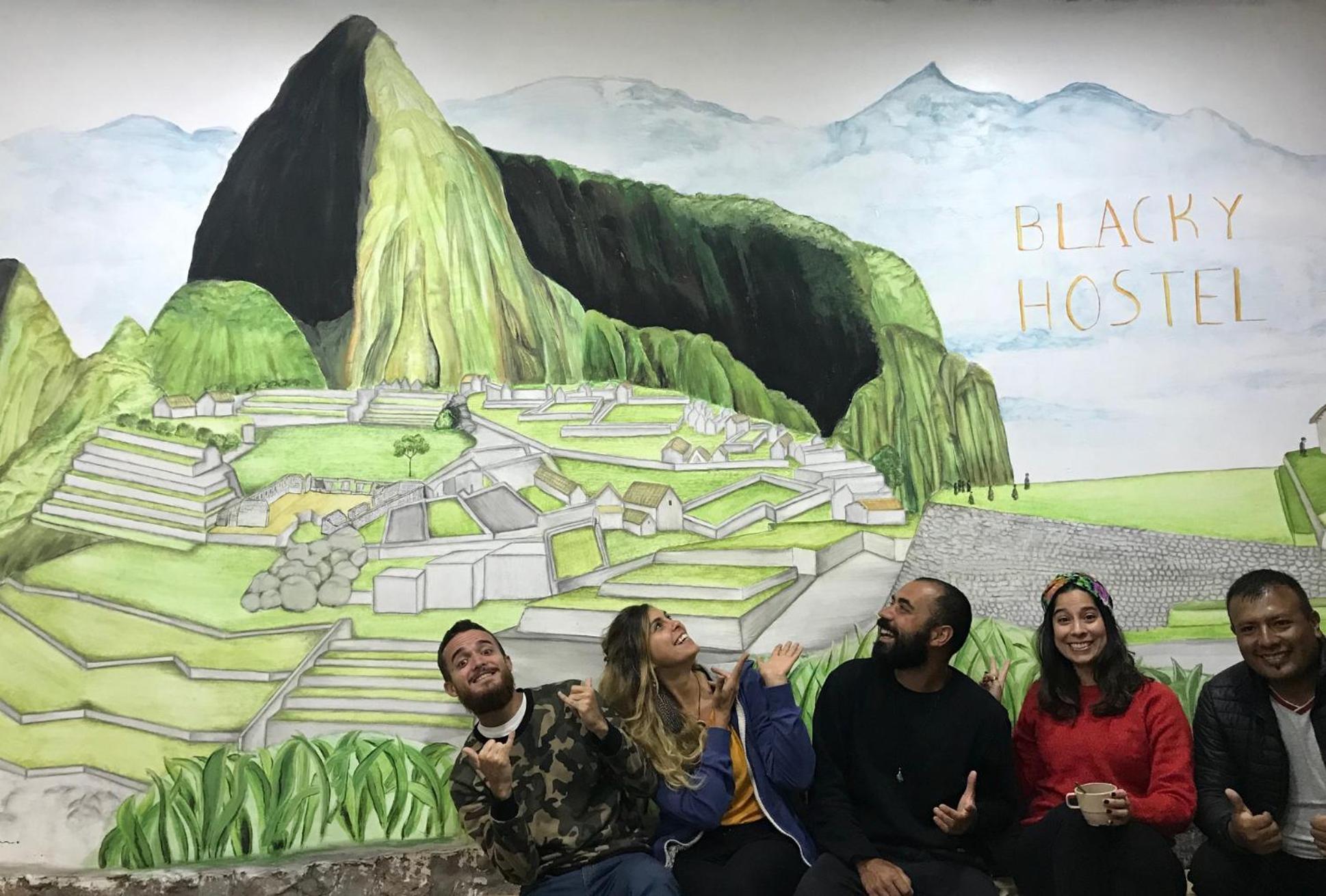 Blacky Hostel And Apartments (Adults Only) Cusco Dış mekan fotoğraf