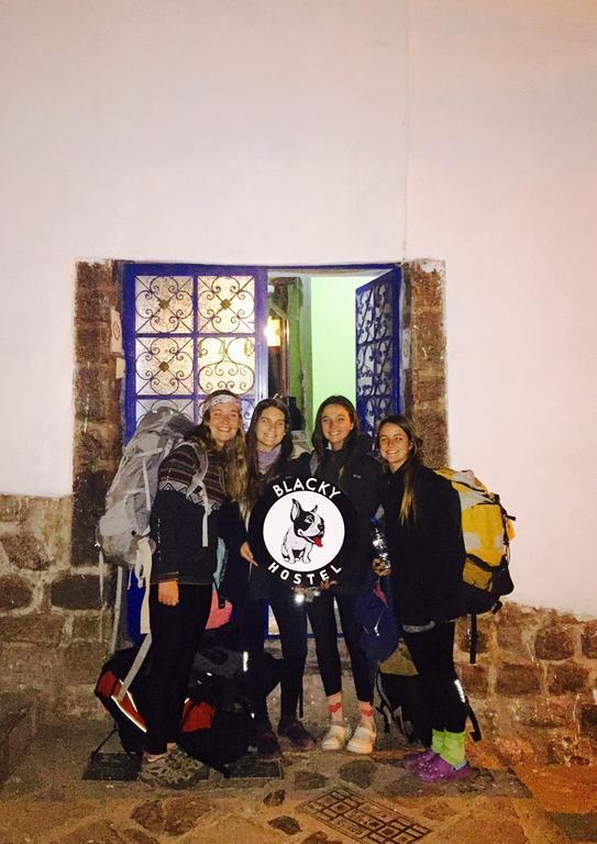 Blacky Hostel And Apartments (Adults Only) Cusco Dış mekan fotoğraf