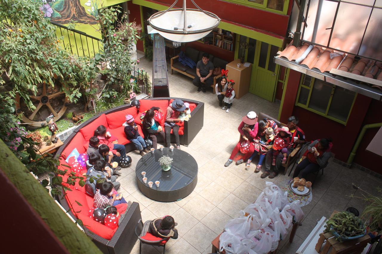 Blacky Hostel And Apartments (Adults Only) Cusco Dış mekan fotoğraf